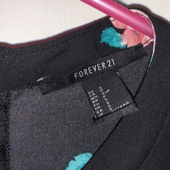 Forever21 Floral Blouse - Picture 4 of 4